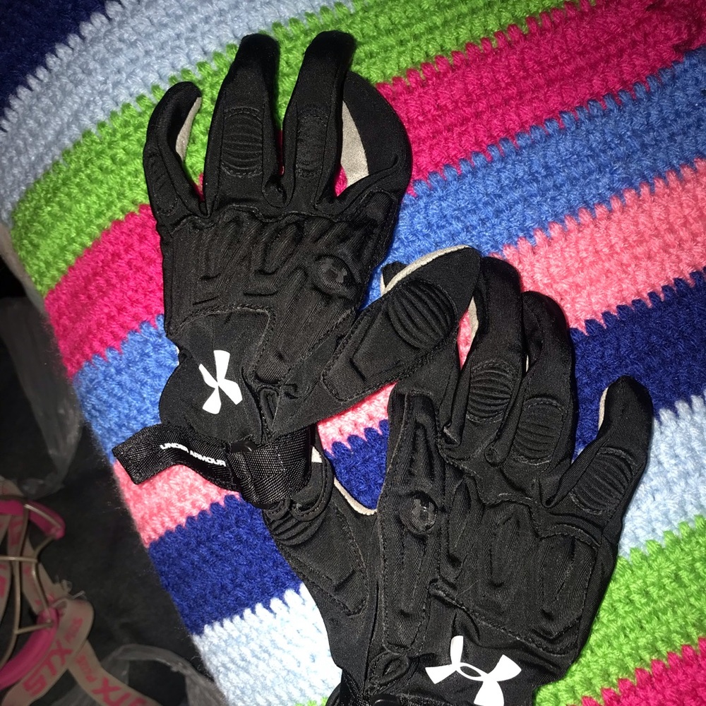 Under amour sports gloves